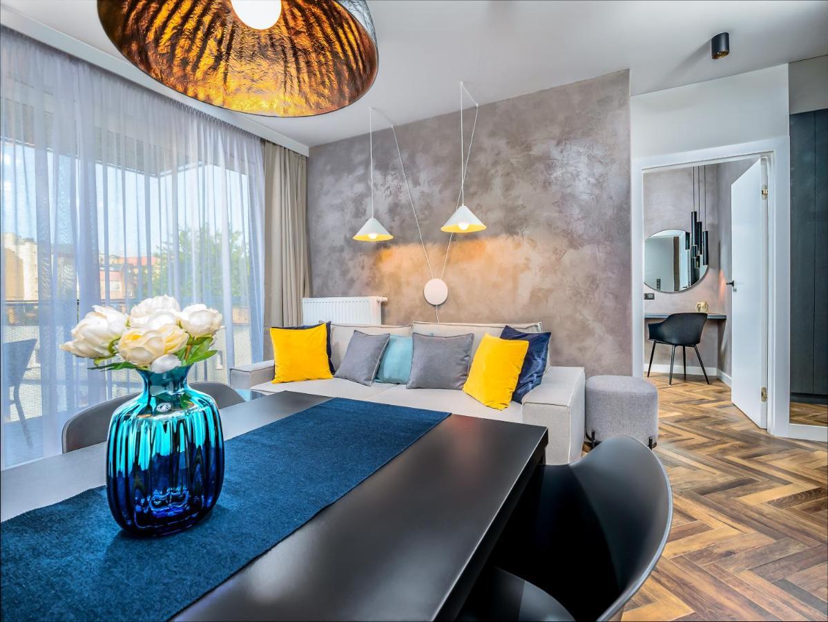 Apartamenty Homely Place Koziolki - Stary Rynek Poznan Bagian luar foto