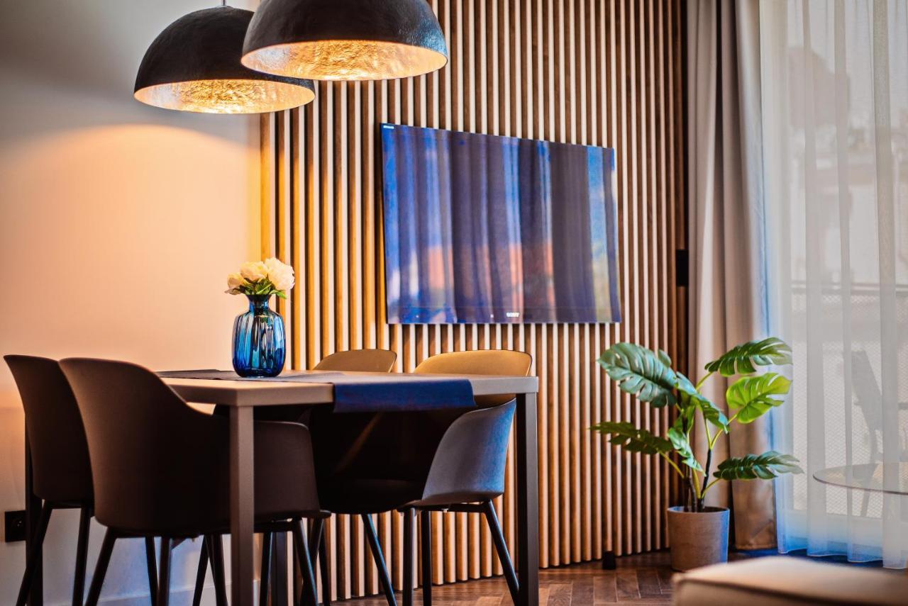 Apartamenty Homely Place Koziolki - Stary Rynek Poznan Bagian luar foto